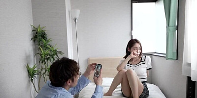 Lovely Japanese doll Yuu Shinoda gets bonked by her photographer