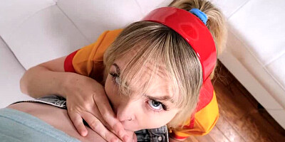 Petite blonde rides her trimmed cunny on the erect rod after giving a blowjob