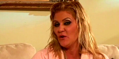 My Stepmother's Exciting Shower! (The unforgettable Porn Emotions in HD restyling version)