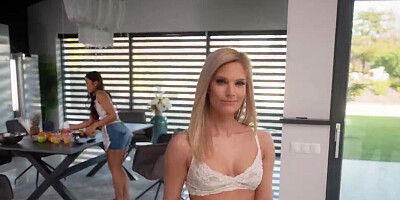 Mindblowing foursome fuck with three petite hotties
