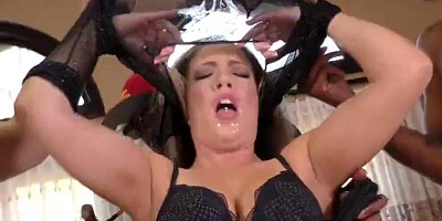 Blonde spermed by bbcs in interracial group sex