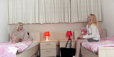 Chickfriend's squirt trailer by Class Lesbians