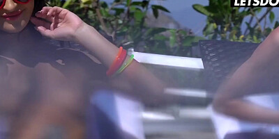 Emily Willis & Jewelz Blu Scam Business Partner Into Hardcore Fuck - SCAM ANGELS