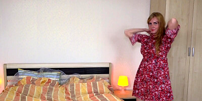 Chubby housewife runs her own webcam show when hubby is not around