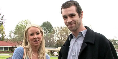 Lovely MILF is getting bonked on the couch by a stranger