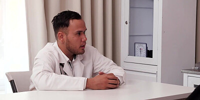 Kari Chachonda - Hotwife Visita Al Doctor