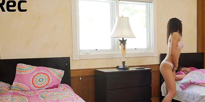 SPYFAM Step sister always gets what she wants