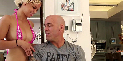 Exotic Ashley Luvbug Gets A Big Load Shot In Her Mouth