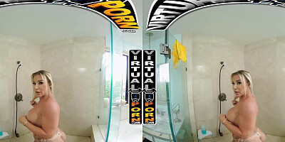 Stepmom Knows Best - Robbin Banx Vr