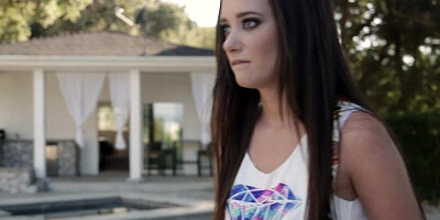 Busty mommy wants to get her teen stepdaughter familiar with lesbian sex