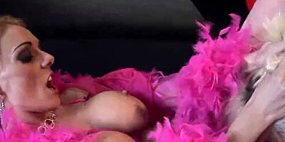 Karen Kay & Antonia Deona are playing with each other's cunt