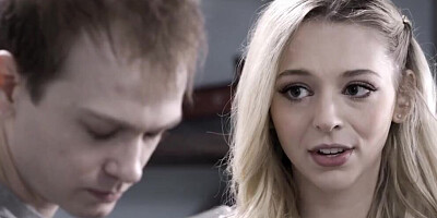 Blonde waitress and her buddy ended up having sex in a bar after working hours