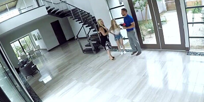 Innocent worker stepmom realy psycho hate fuck from house