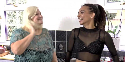 Mature brit in threesome