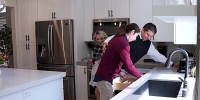 Stepdad Teaches His Stepdaughter And Son How To Be Thankful