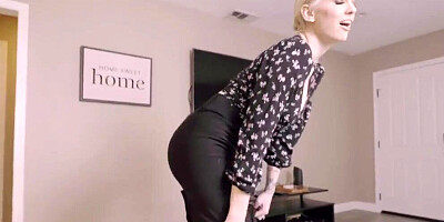 Bratty Milf: Helping My Stepmom Move On with Kenzie Taylor on PornHD
