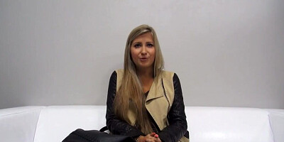 Blonde MILF gets naked at the casting couch and sucks a cock