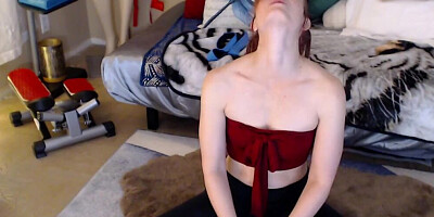 Live yoga show with tip vibe in