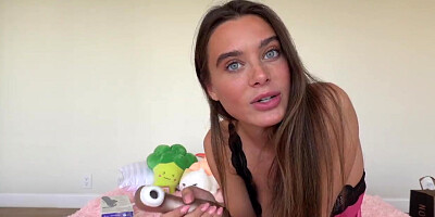 Cute PAWG Solo Masturbation