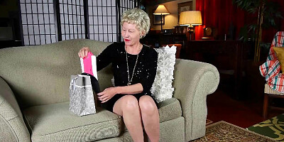 Why is it that milfs love wearing pantyhose?