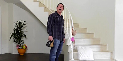 Sexting stepdaughter sits on stepdad w hairy pussy