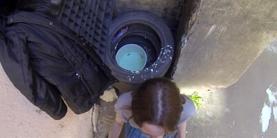 Dirty schoolgirl loves to be fucked at the public place