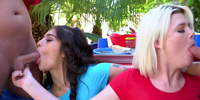 Sofie Reyez, Sabrina Snow, Jason Michaels &amp, Nicky Rebel in outdoor foursome