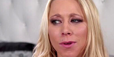 Blonde mommy will make her stepdaughter feel better using a couple of lesbian tricks
