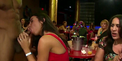 Slutty MILFs are having fun with stripper at this sex party