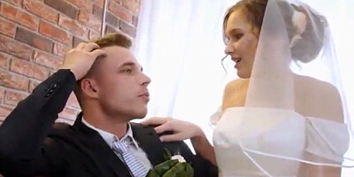 Lusty bride bangs her ex in front of the groom for one last time