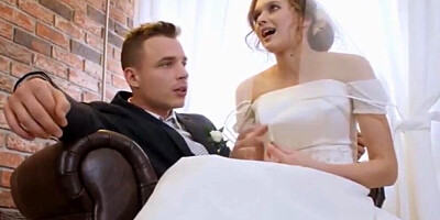 Lusty bride bangs her ex in front of the groom for one last time