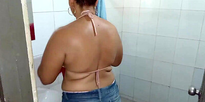 I hired a painter and we ended up fucking, Contrate un pintor y terminamos follando