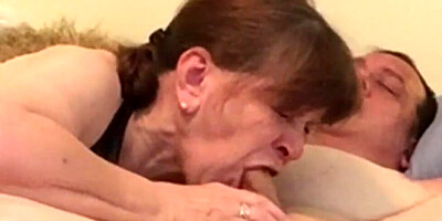 Mature couple is fucking and that lady wears some stockings