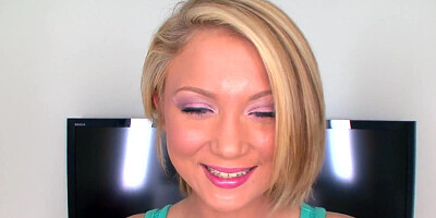 Two flashy teens are getting fucked deep by a horny lad