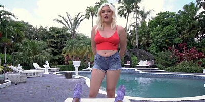 Smoking hot blonde is playing with dude's BBC in a POV