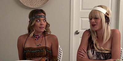 Katie Kush & Jessie Saint are having a 3some with one happy man