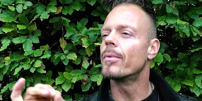 Inked cougar Zara DuRose sits on a hard cock and rides it