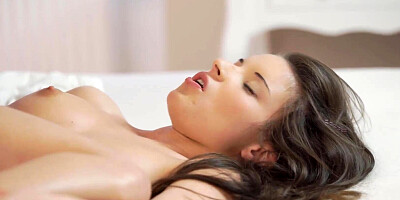 OLD4K. Anita Bellini wanted to know BFs stepdad closer in marital bed
