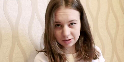 Cute amateur girl sucks dick and gets fucked in shaved pussy