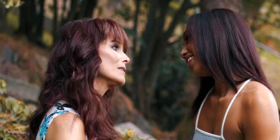 Big Ass Mature And Ebony Lesbian