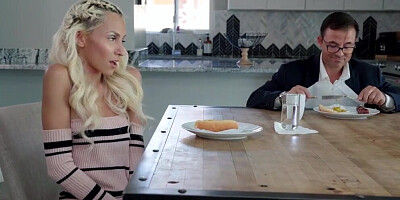 Teaching My School Girl Step Sis (What'S A Creampie!?) S9:E3