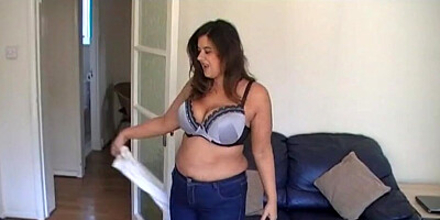 Curvy MILF Samantha dances and strips naked for the camera