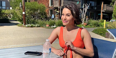 BJRAW Nicole Aria's mouth makes nice