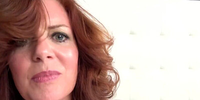 Naughty mature woman Andi James is sitting on stepson's morning wood