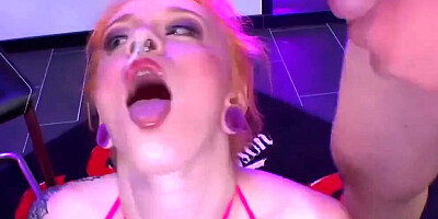 Azura Alii, Rebecca Volpetti & Rebeka Black are getting messy facials