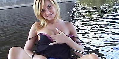 Public sex on a boat with a hottie