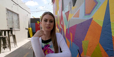 Charming girl Jill Kassidy sucks a hard pecker and gets fucked