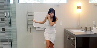 Cheating housewife Alana Cruise is having sex with husband's brother