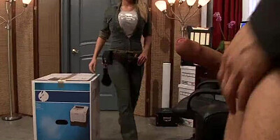 Danny Mountain stops with his work when exquisite Alanah Rae arrives