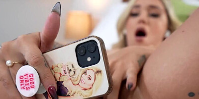 Blonde PAWG Stepsister is a Cam Slut! - Kali Roses